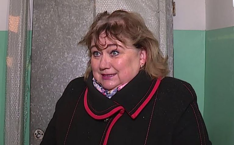 Надія повернулася додому і побачила, що двері в квартиру відкриті. Вона повільного зайшла всередину, на перший погляд нічого не було зворушено, але виявилося.